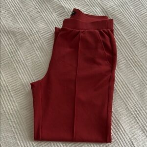 Loft Pintucked Tapered Pants size small